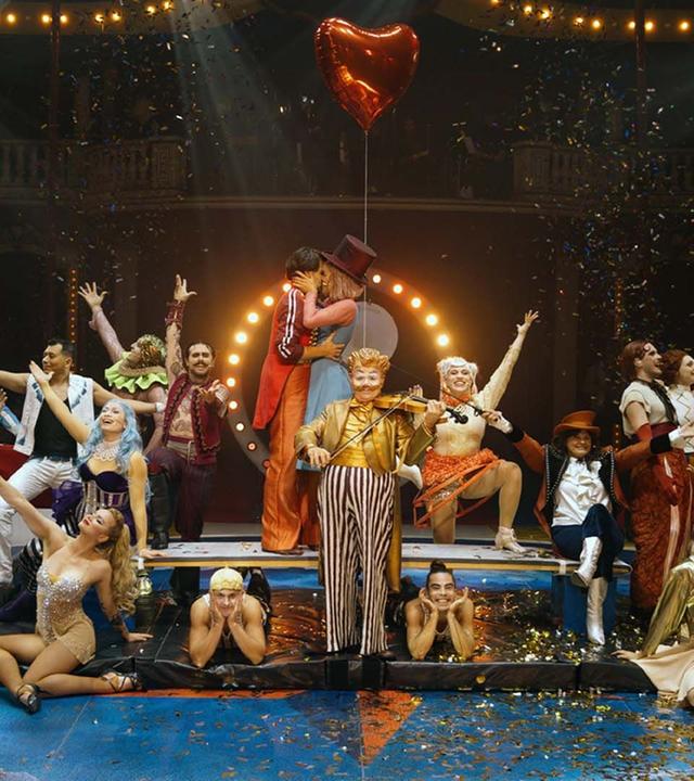 Johann Strauss im Zirkuszelt Roncalli