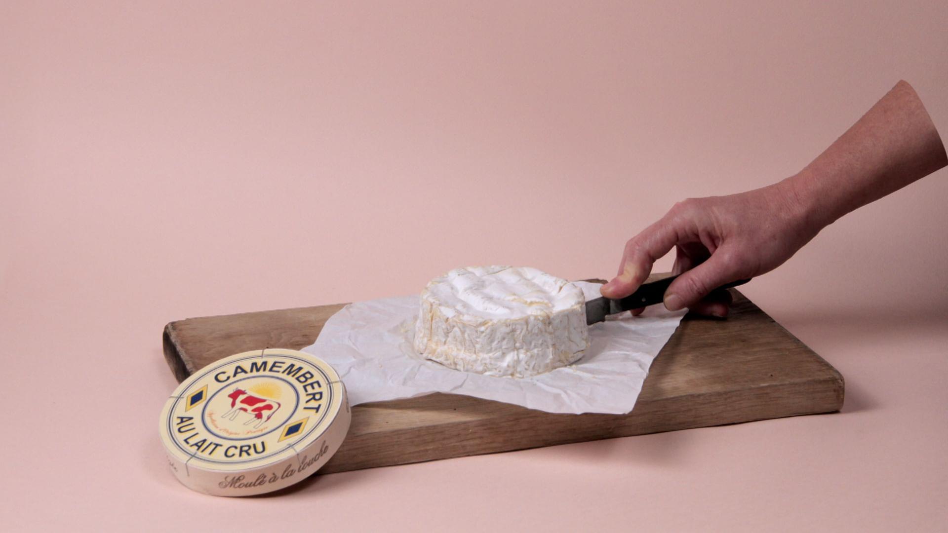 Karambolage - Der Camembert / blauäugig sein / Die Trümmerfrauen