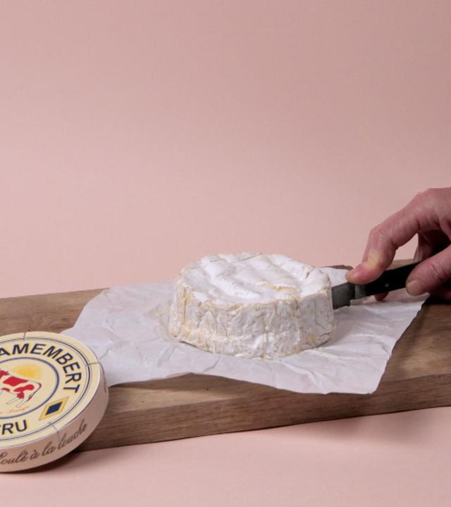 Karambolage - Der Camembert / blauäugig sein / Die Trümmerfrauen