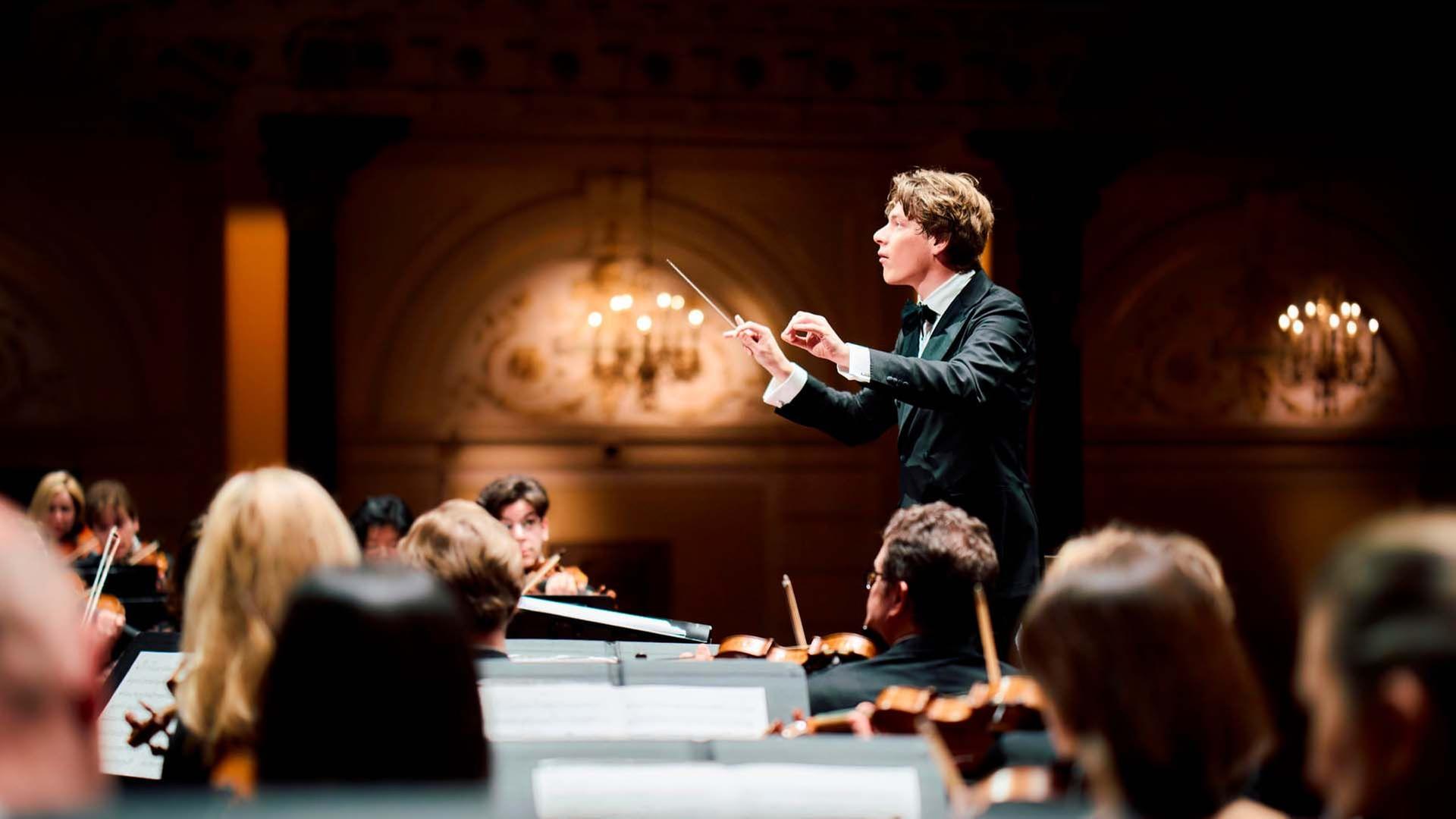 Klaus Mäkelä dirigiert Rimski-Korsakow - Scheherazade