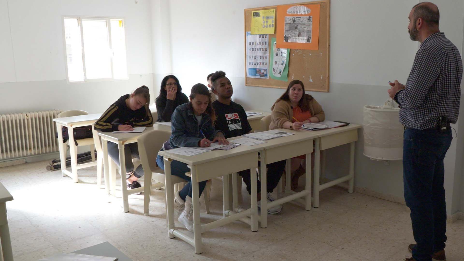 Re: Spanien inhaftiert Frauen und Männer gemeinsam