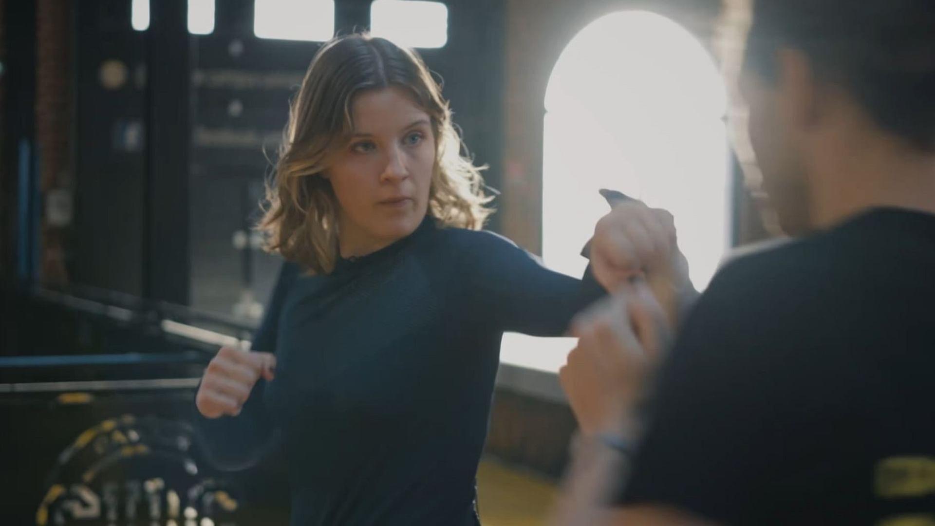 Re: Traumjob Stuntwoman