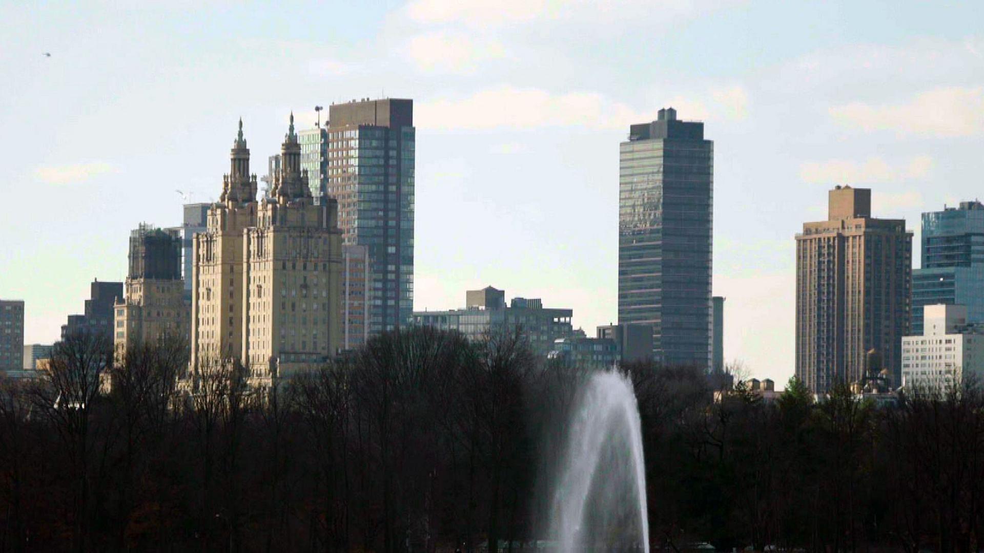 Stadt Land Kunst - Ahmadou Kouroumas Elfenbeinküste / Frankreich / New York