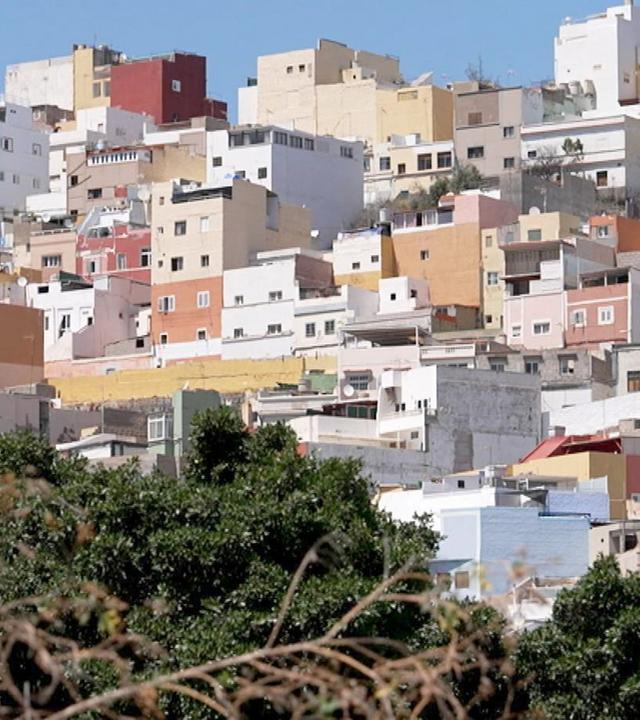 Stadt Land Kunst - Jorge Oramas' Kanarische Inseln / Usbekistan / Schottland