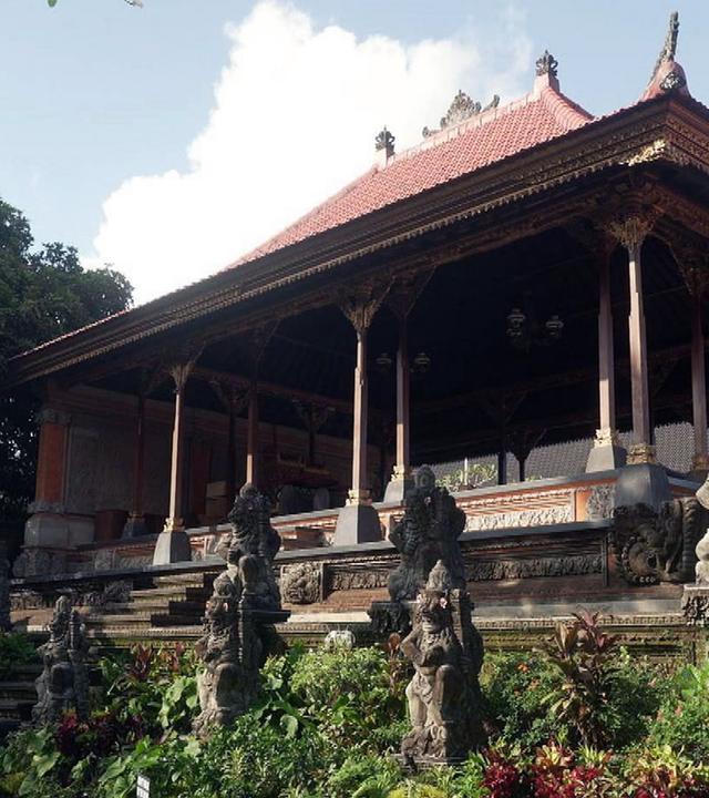 Stadt Land Kunst - Nina Hagens Berlin / Bali / Mexiko