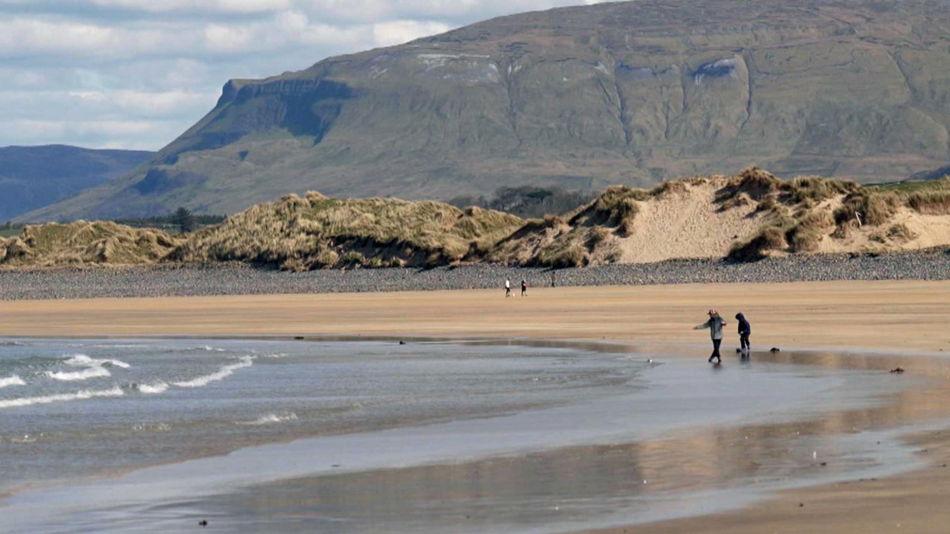Stadt Land Kunst - Sally Rooneys Irland / Kalabrien / Vincennes