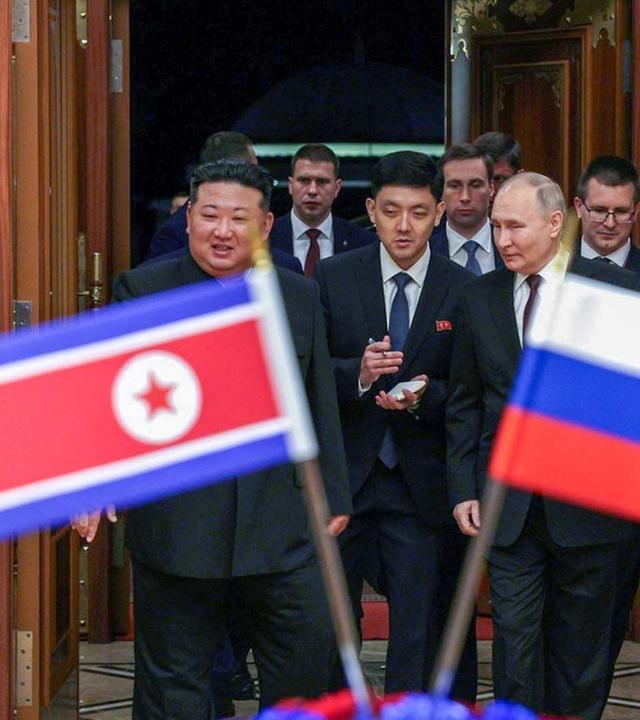 Tracks East - Nordkorea - Kims Comeback?