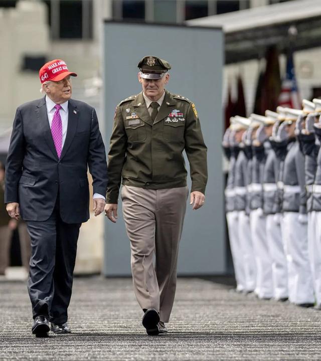 Tracks East - Trumps Politik der Stärke - Druck, Drohung, Deal?