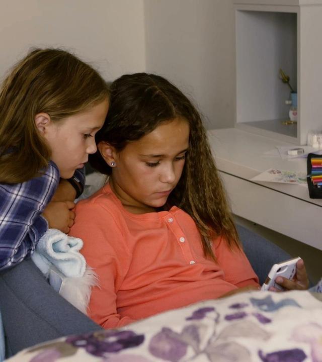 Evren und ihre große Schwester