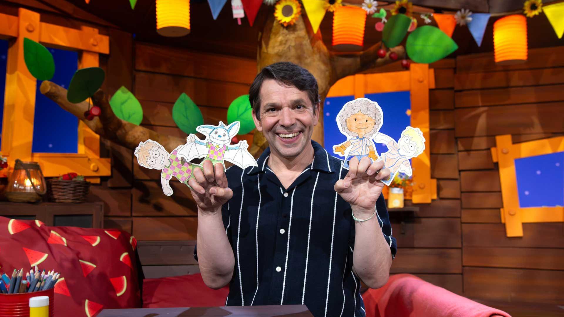 Fußball-Fingerpuppen basteln bei MACH MiT! - Trikots