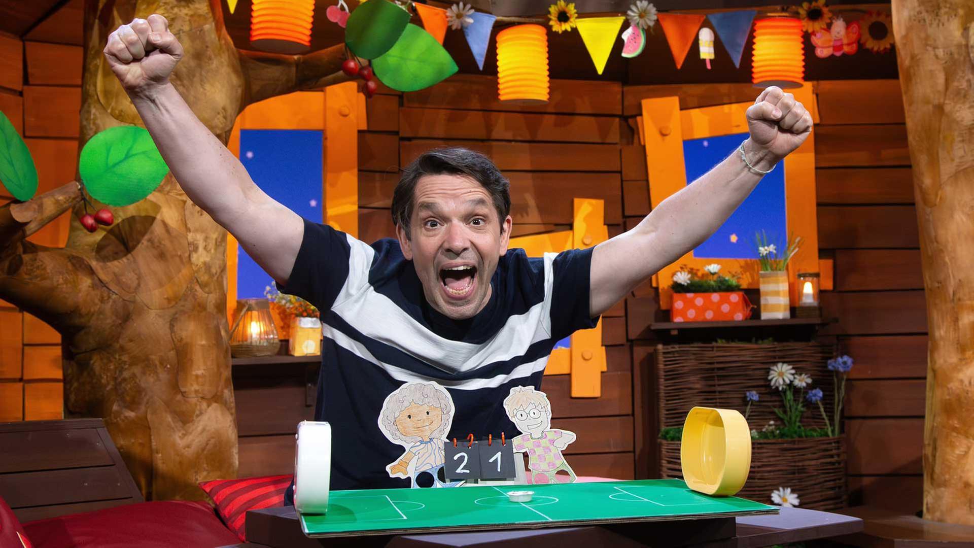 Fußball-Fingerpuppen basteln bei MACH MiT! - Turnier