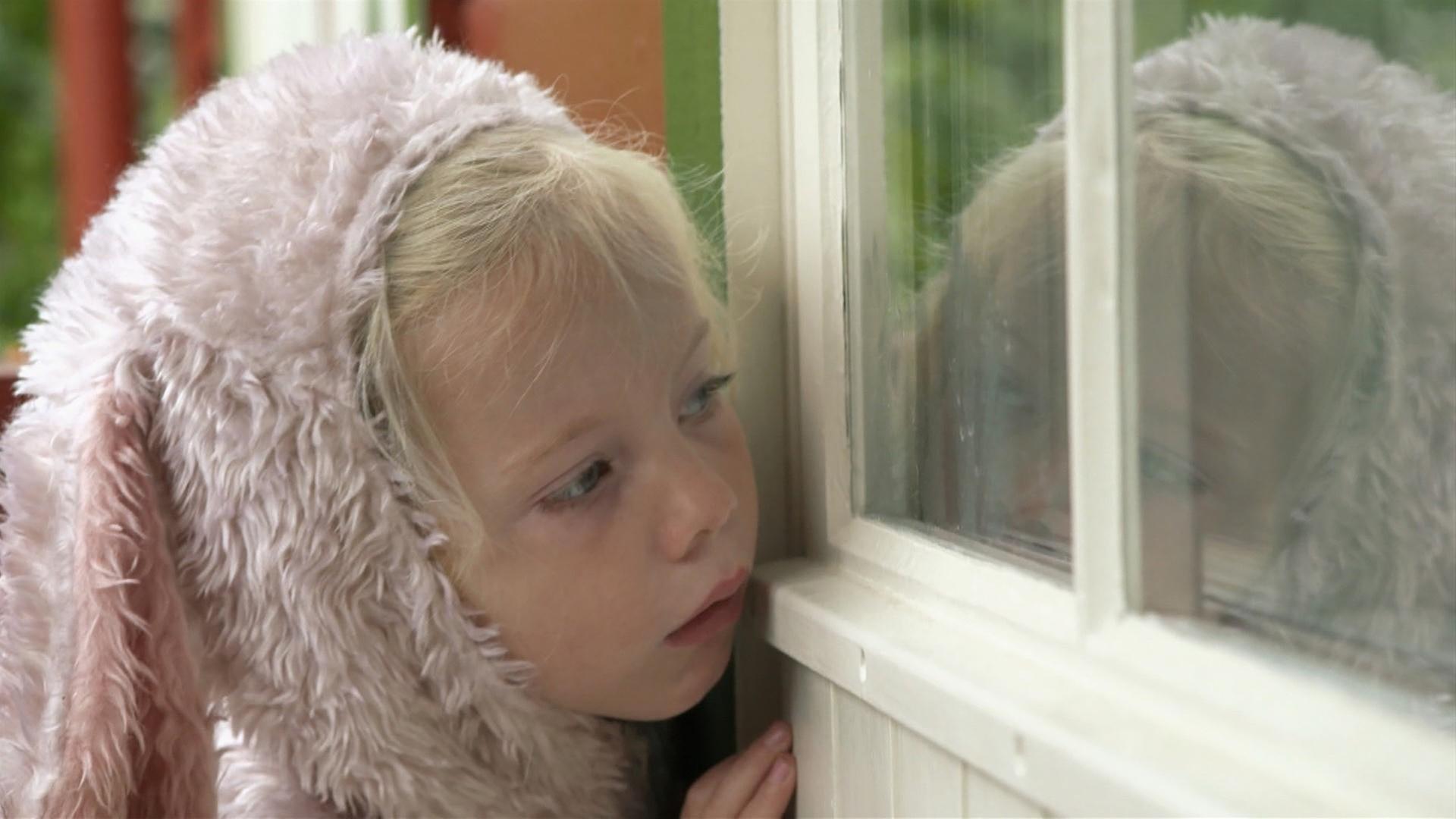 Häschen versteckt sich