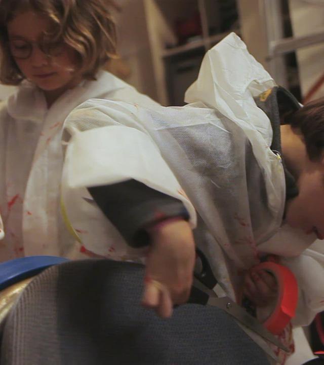 Naëmi baut eine Wunschrakete