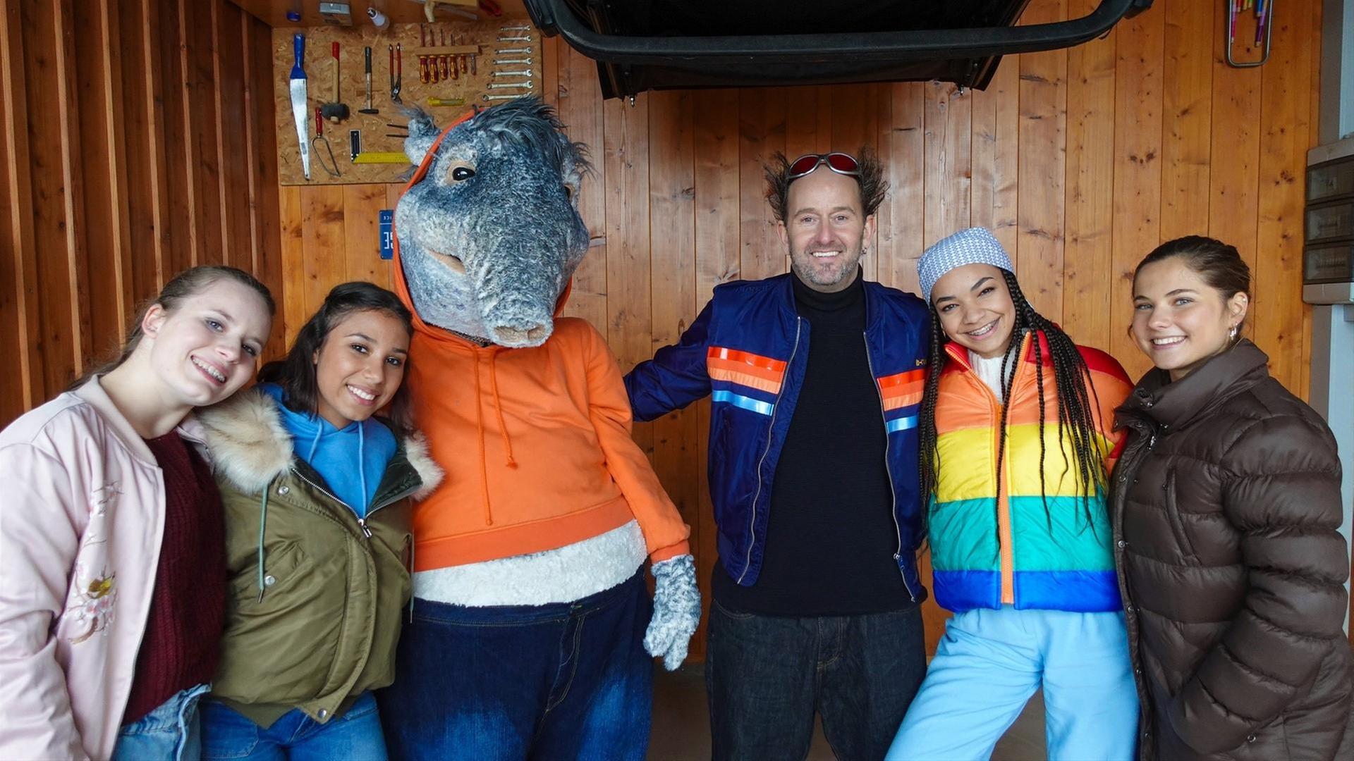 TanzTapir tanzt aus der Reihe - Tom Lehel