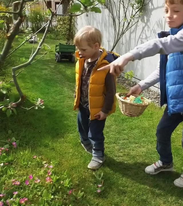 Tomke, Quinn und Nelly feiern Ostern