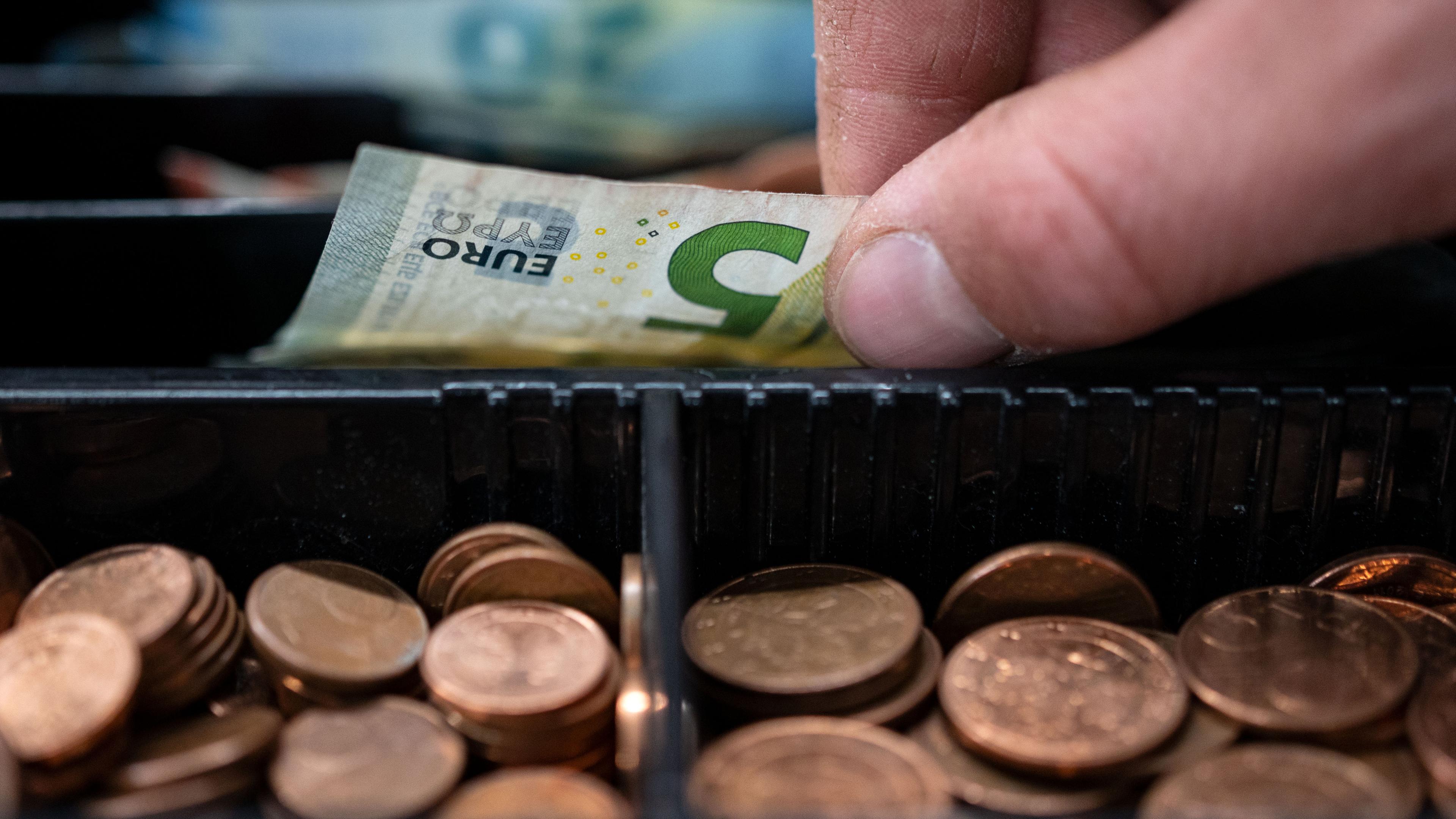 5 euro banknotes in the cash register