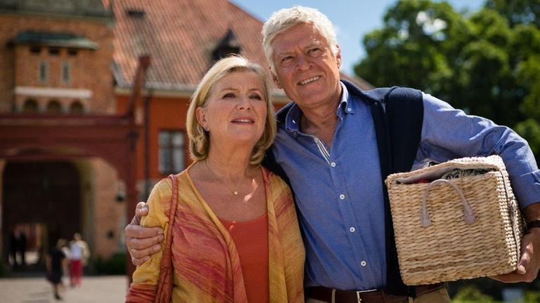 Helena Carlsson (Jutta Speidel) und Gunnar Hansen (Rüdiger Joswig)