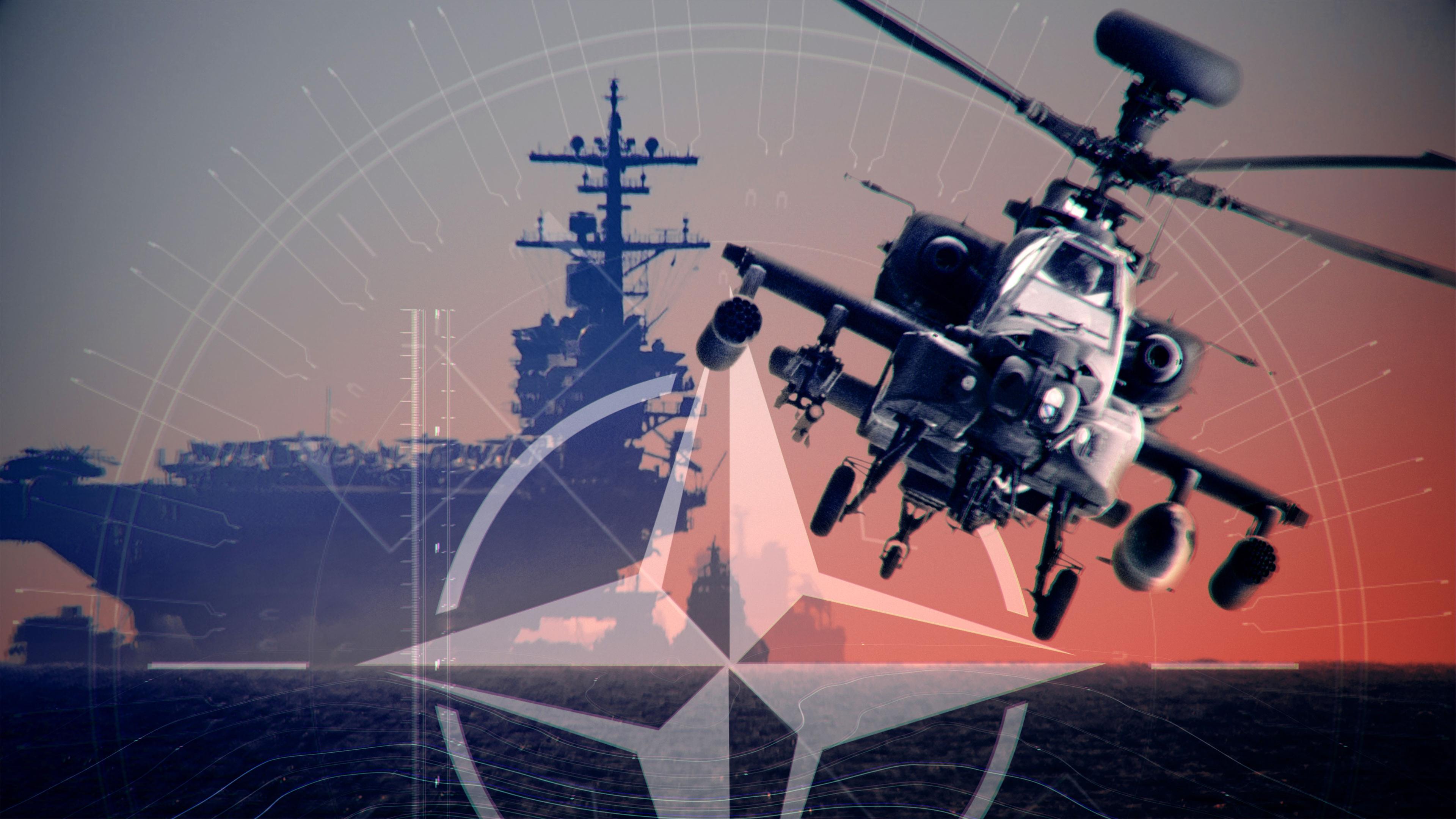Grafik. NATO-Logo vor amerikanischem Flugzeugträger und Kampfhubschrauber.