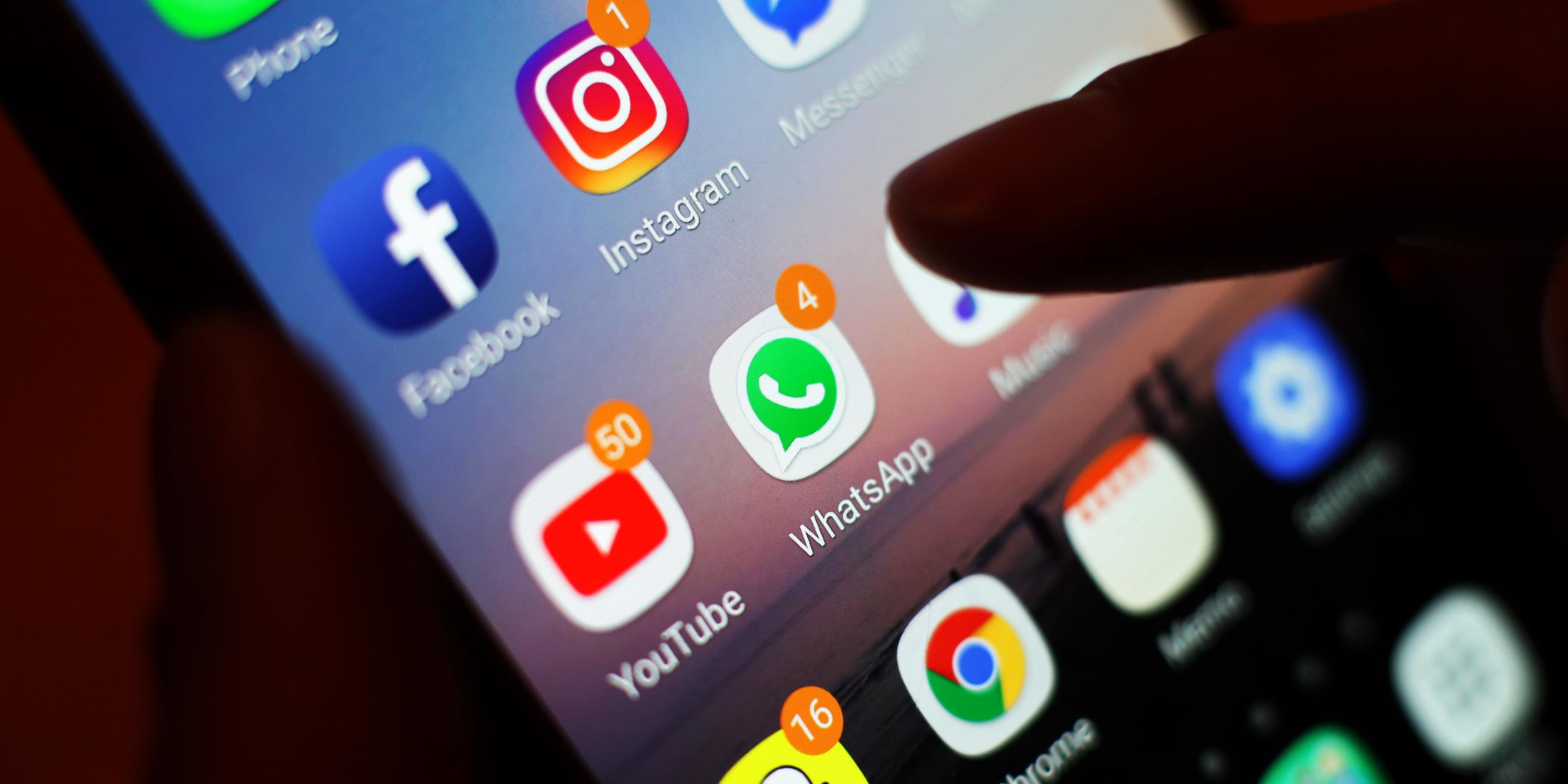 Social Media Apps wie Instagram auf einem Handy
