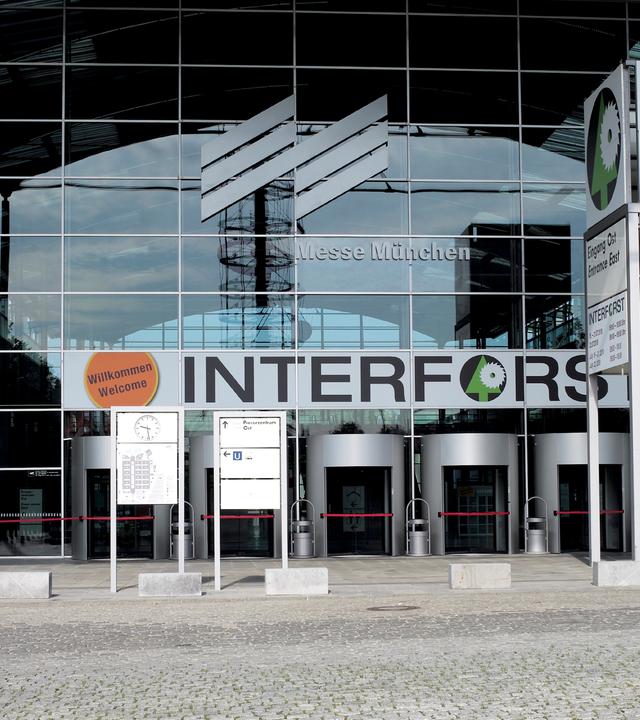 Archiv: Eingang der Interforst, undatiert