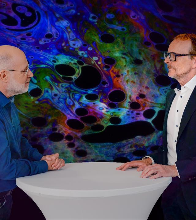 Professor Harald Lesch interviewt Professor Gerhard Gründer