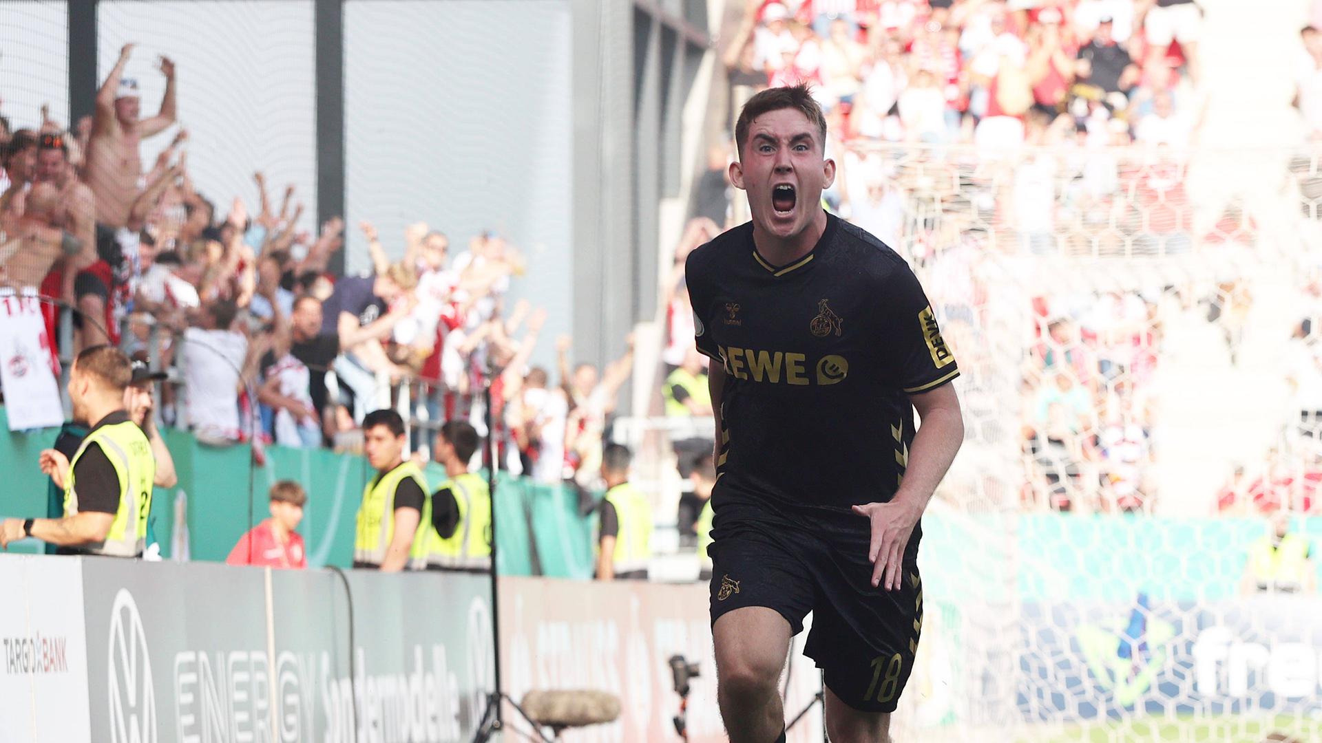 DFB-Pokal: Isak Johannesson bejubelt seinen entscheidenden Treffer für Köln gegen Regensburg mit aufgerissenem Mund.