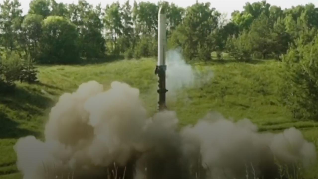 Iskander-Raketen für Belarus: Russland plant Atom-Wettrüsten