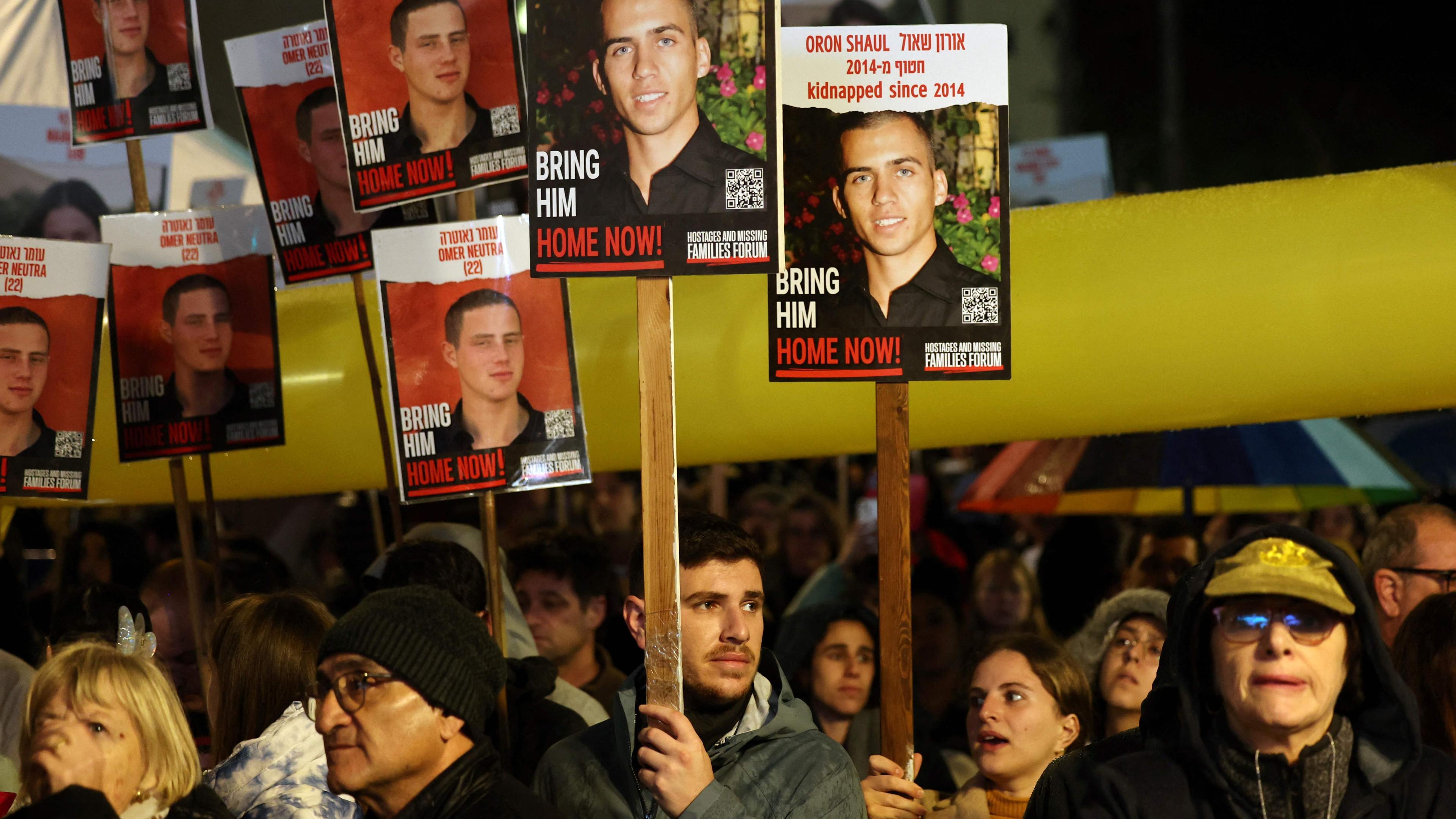Protest in Tel Aviv: Demonstranten werfen der Regierung Netanjahu vor, nicht genug für die Freilassung der von der Hamas verschleppten Geiseln zu tun