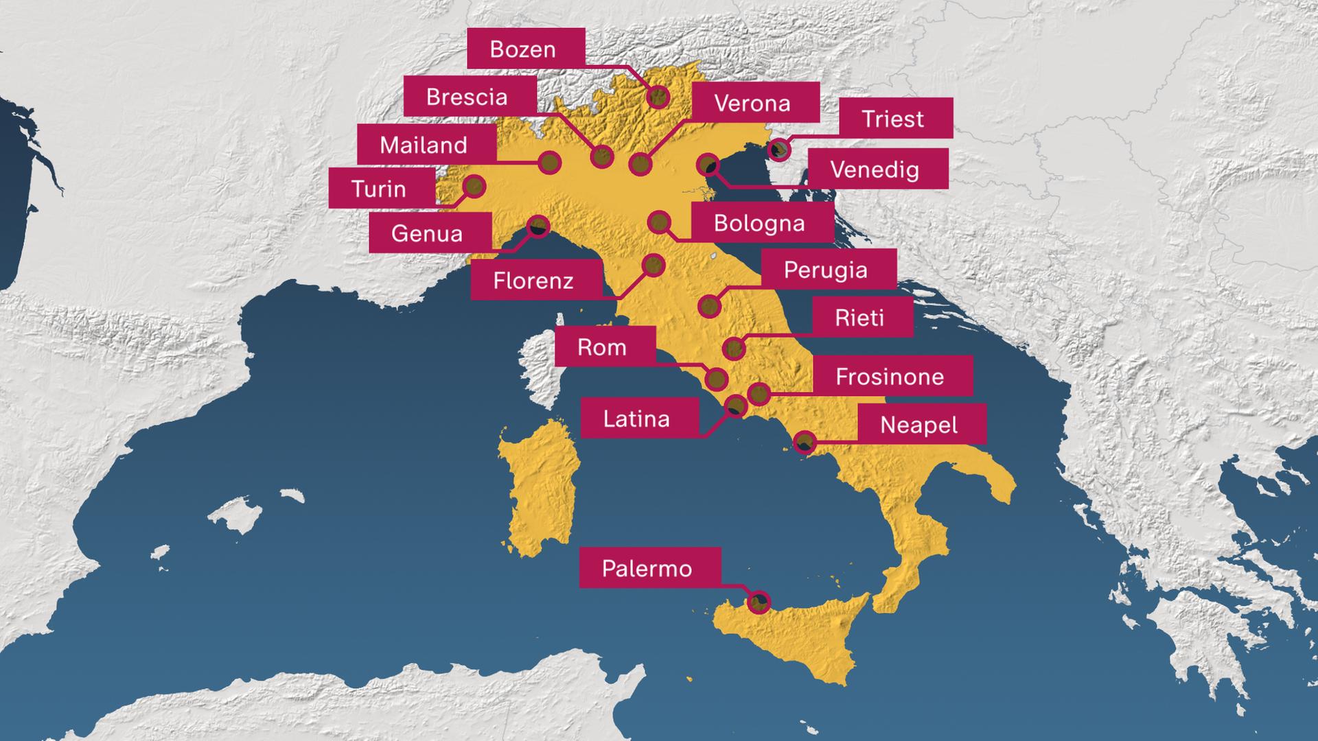Eine Karte von Italien, auf der 16 größere Städte eingezeichnet sind, in denen die höchste Hitzealarmstufe ausgerufen wurde.