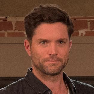 Jo Stoll (Peter Ketnath)