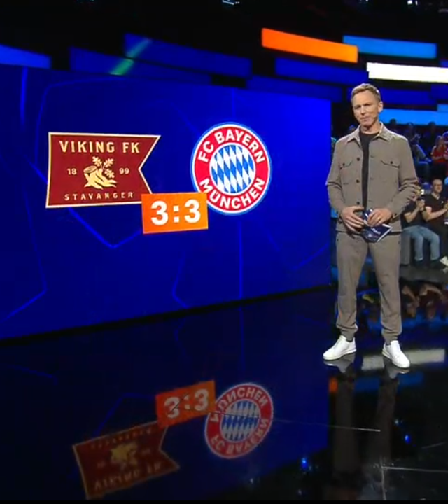 Der ZDF Sportmoderator Jochen Breyer bei der Anmoderation zum Spiel: Viking Stavanger vs. Bayern München