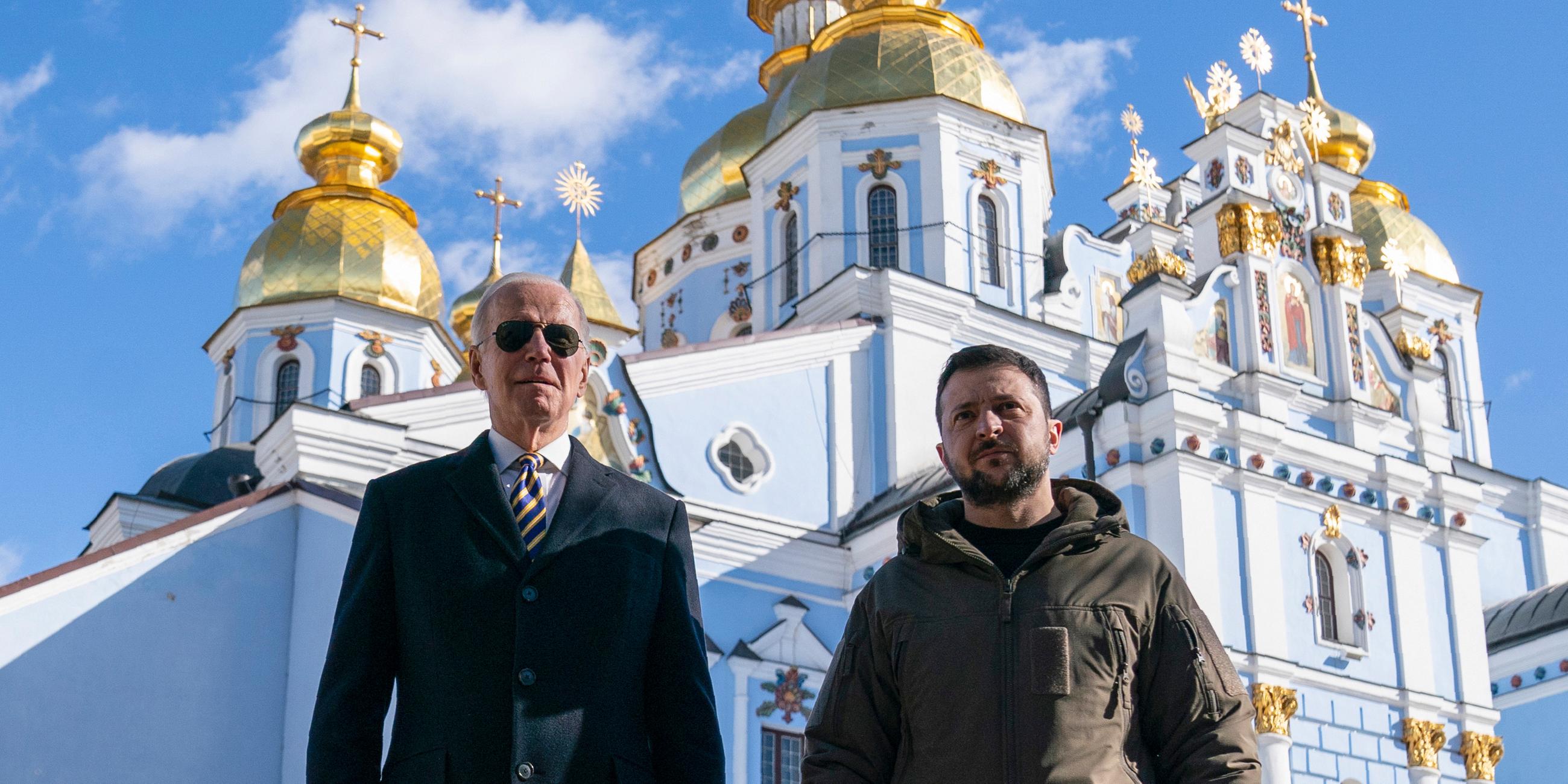 Joe Biden und Wolodymyr Selenskyj am 20.02.2023 in Kiew (Ukraine)