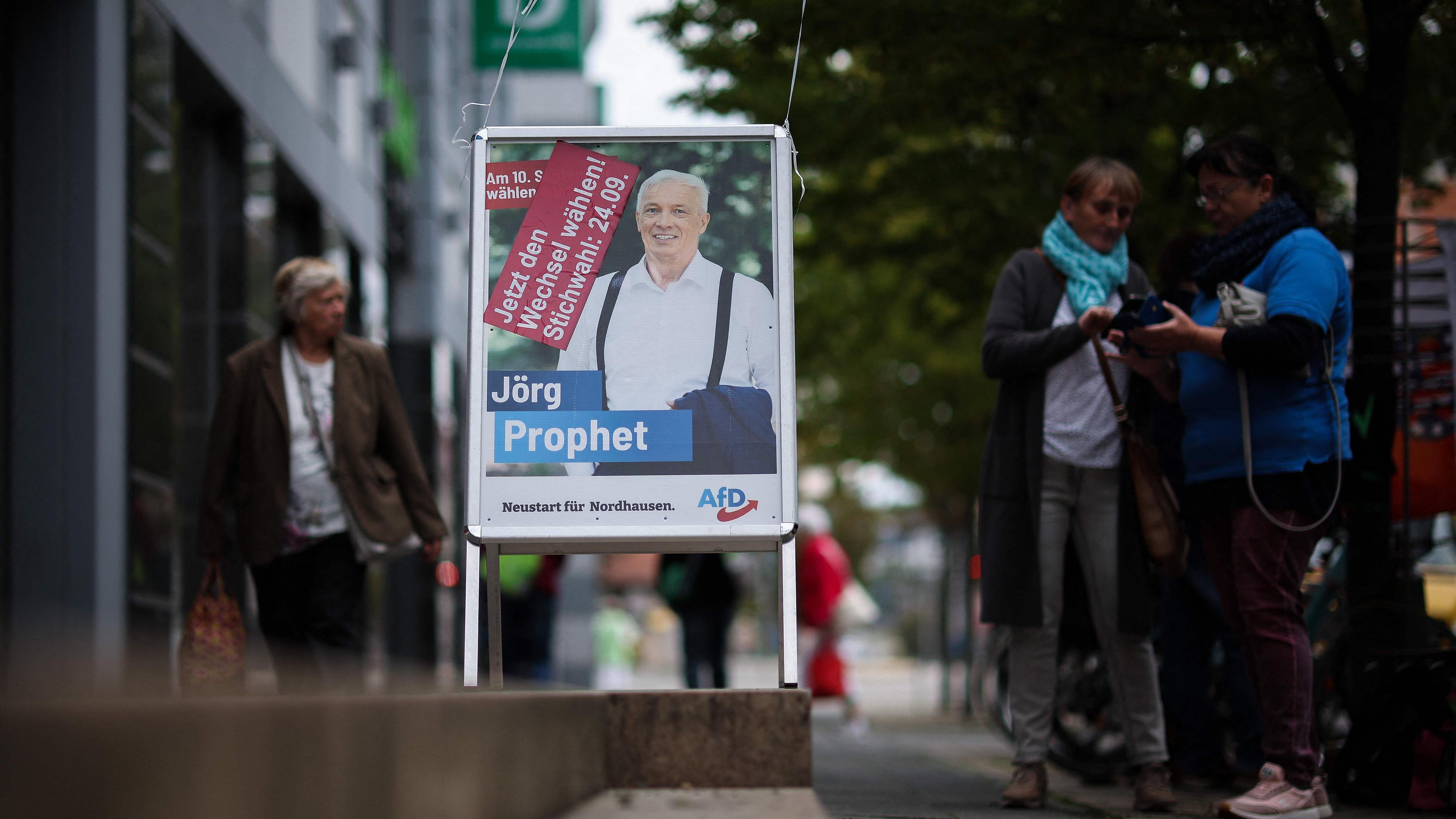 Ein Wahlplakat des AfD-Kandidaten Jörg Prophet 