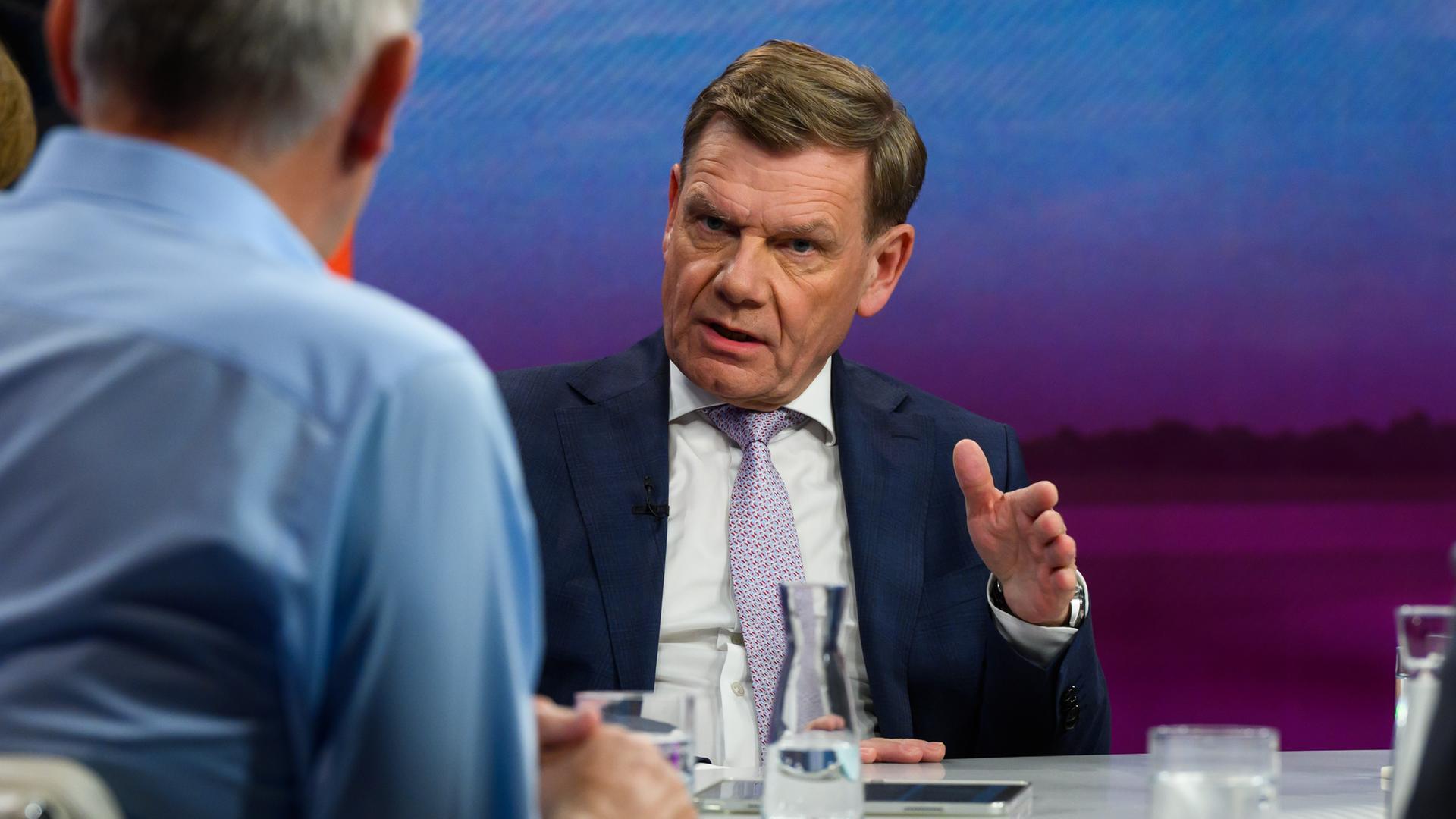 Johann Wadephul bei Maybrit Illner