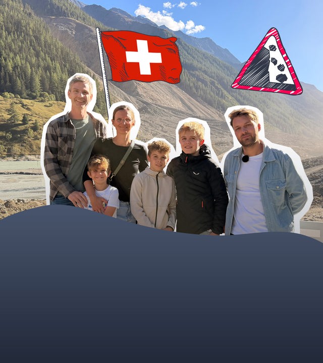 Collage: Reporter Johannes steht mit Familie vor Bergpanorama, daneben Bergsturz-Verkehrsschild und Schweiz-Flagge