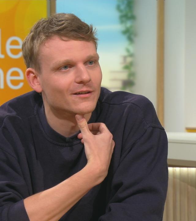 Johannes Hegemann zu Gast bei Florian Weiss am "Volle Kanne"-Frühstückstisch