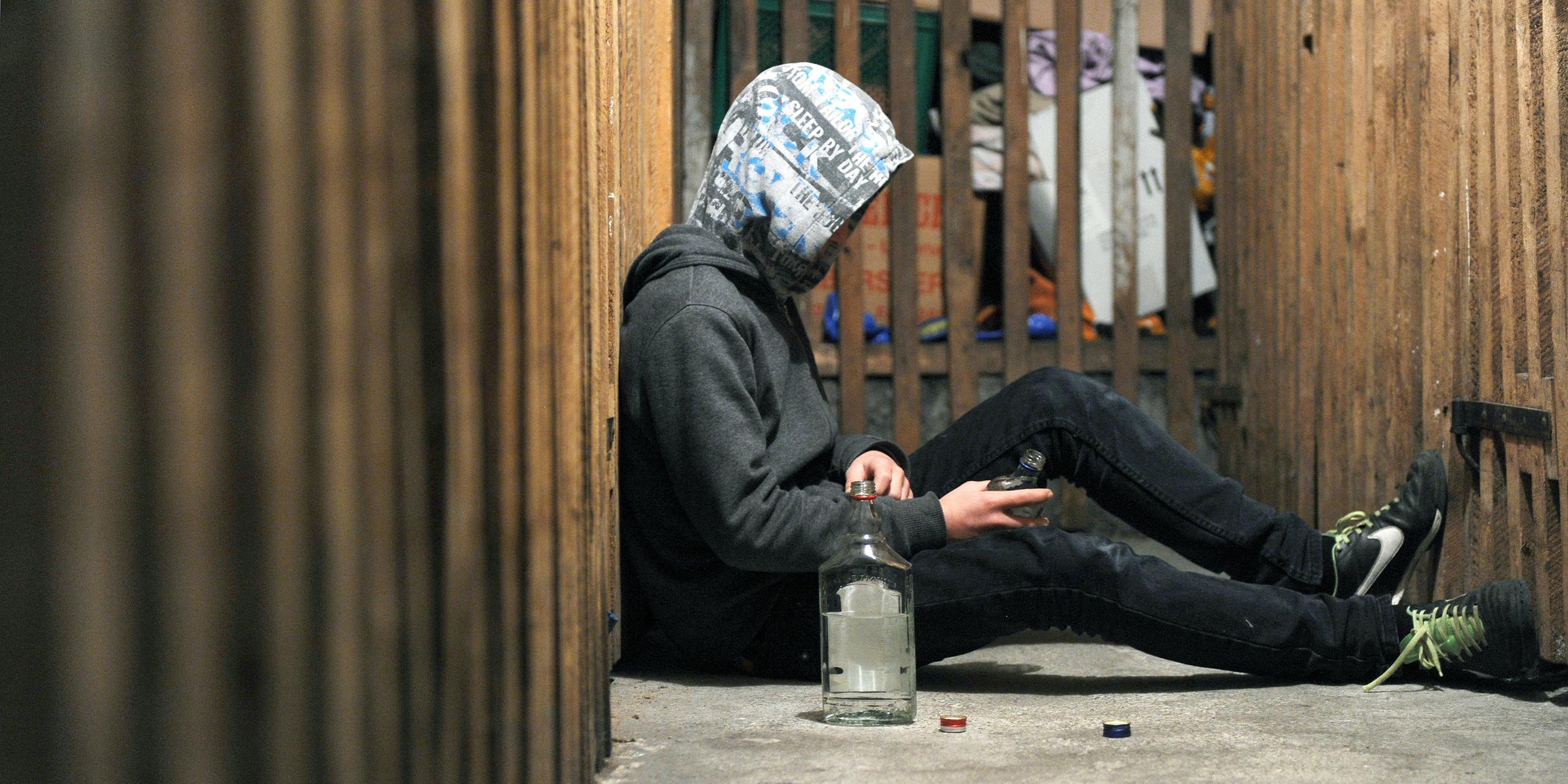 Jugendlicher mit Alkohol, aufgenommen am 09.12.2014