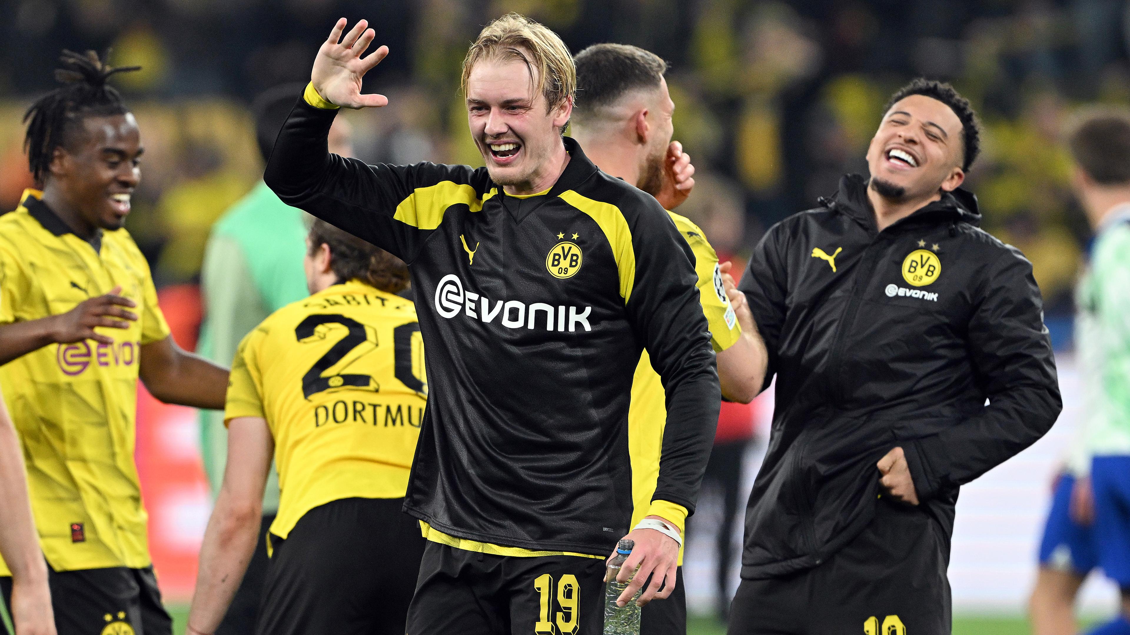 Champions League, Borussia Dortmund gegen Atlético Madrid. Dortmunds Julian Brandt feiert den 4:2-Sieg über Madrid, aufgenommen am 16.04.2024 in Dortmund