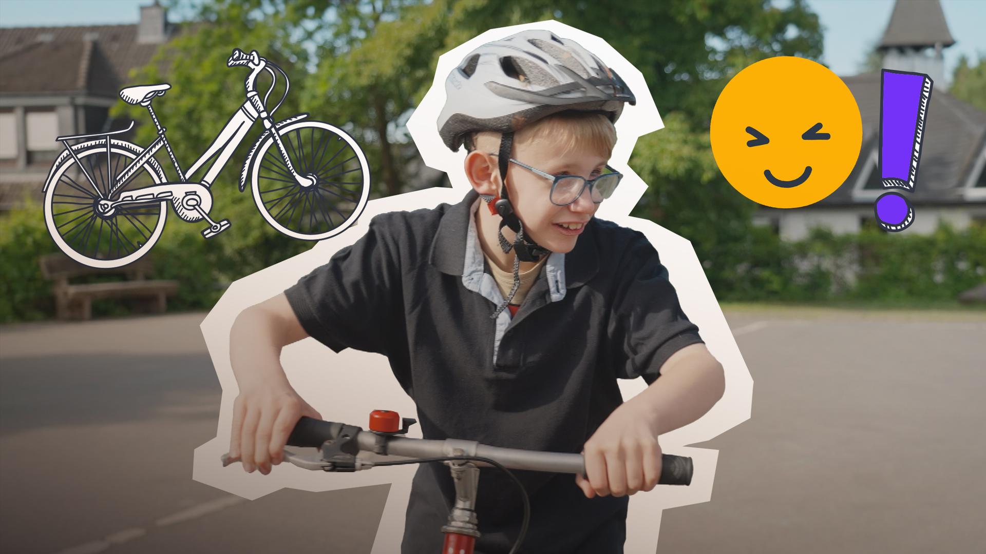 Junge mit Behinderung lernt Radfahren