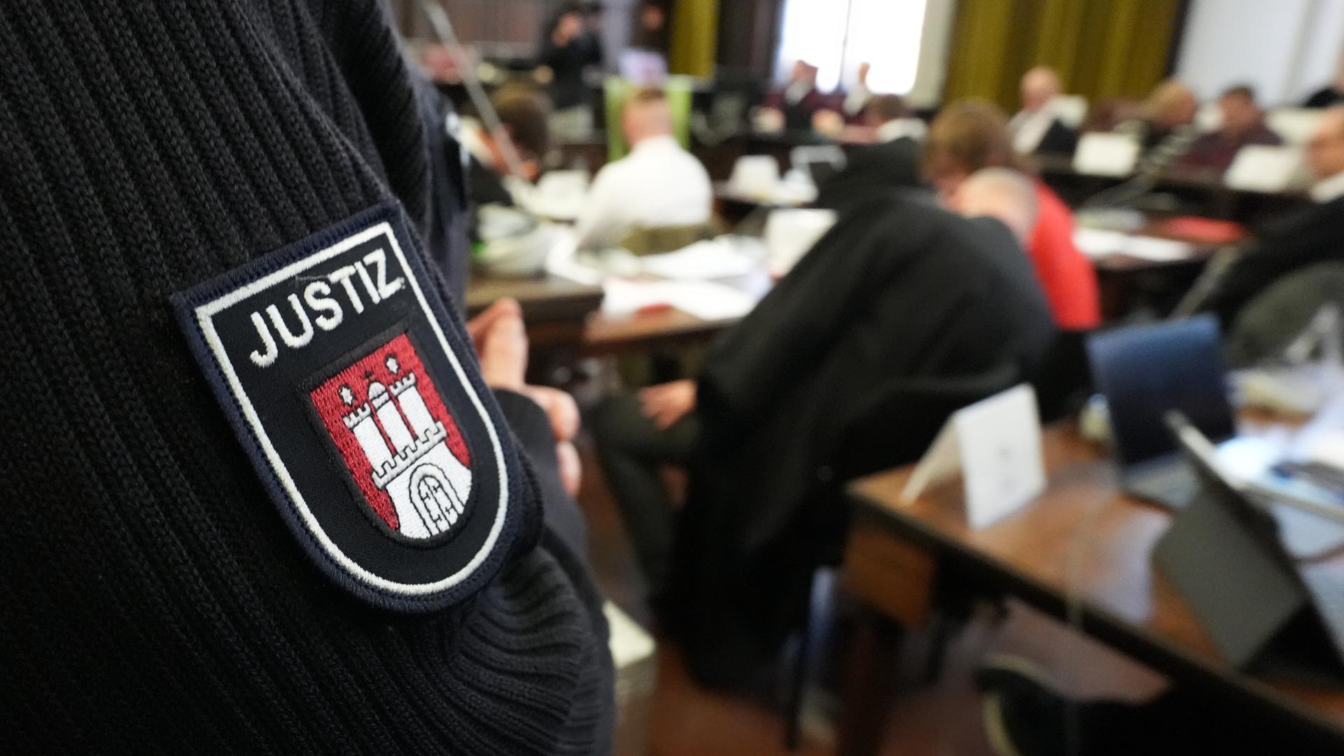 Hamburger Stadtwappen auf Justiz-Uniform