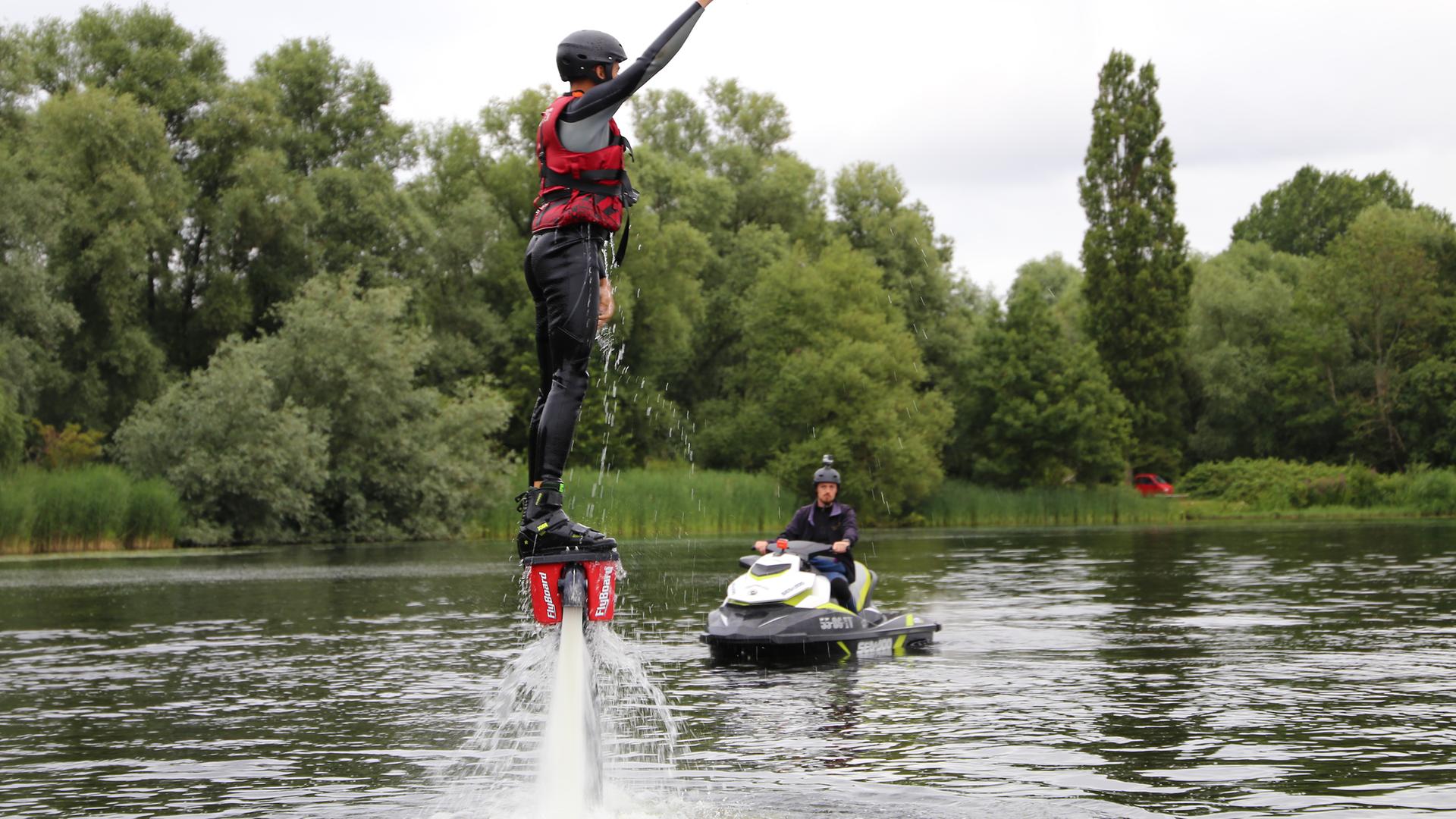 Mark beim Flyboarden
