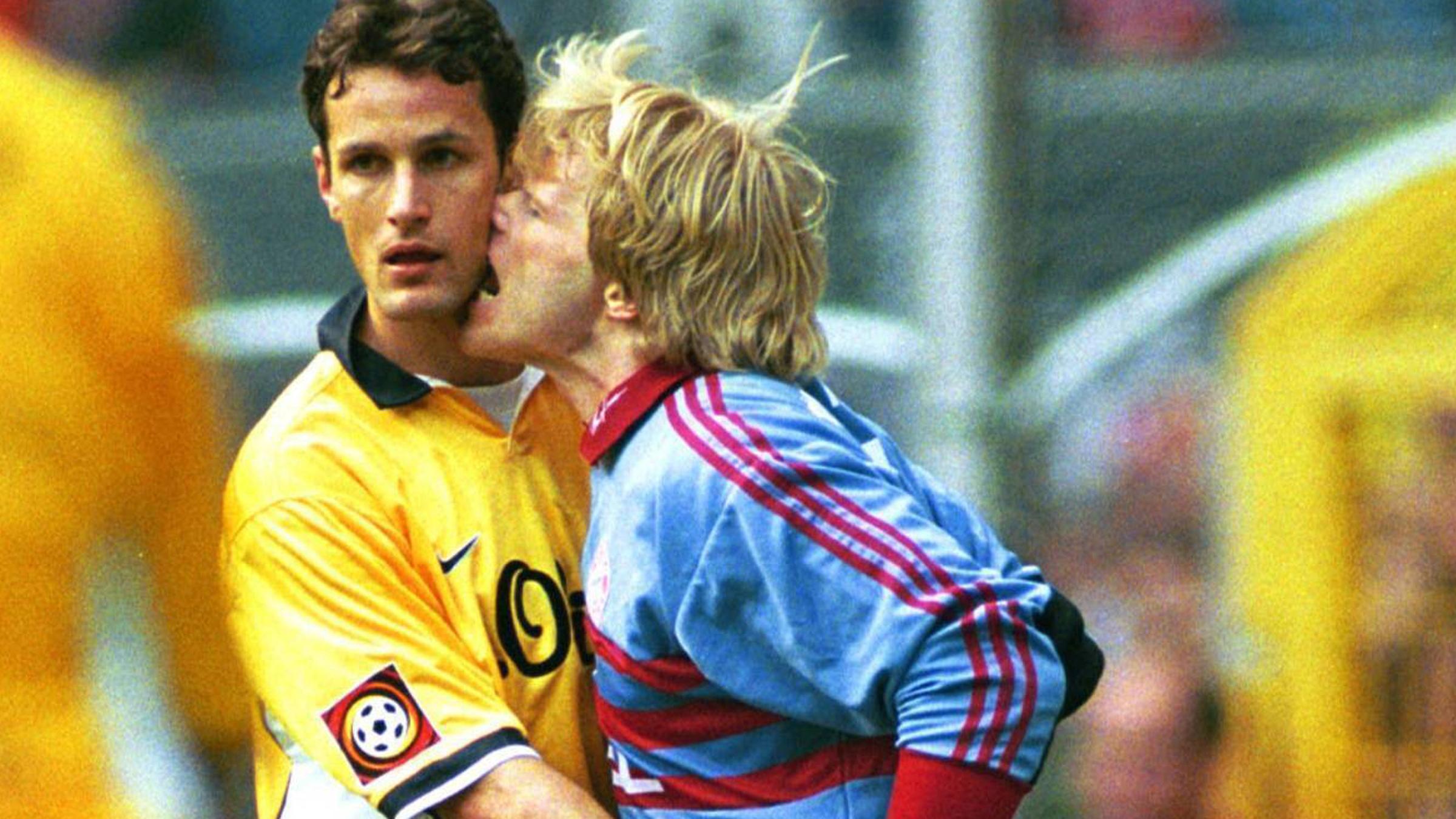 Archiv: Heiko Herrlich und Oliver Kahn am 03.04.1999 in Dortmund