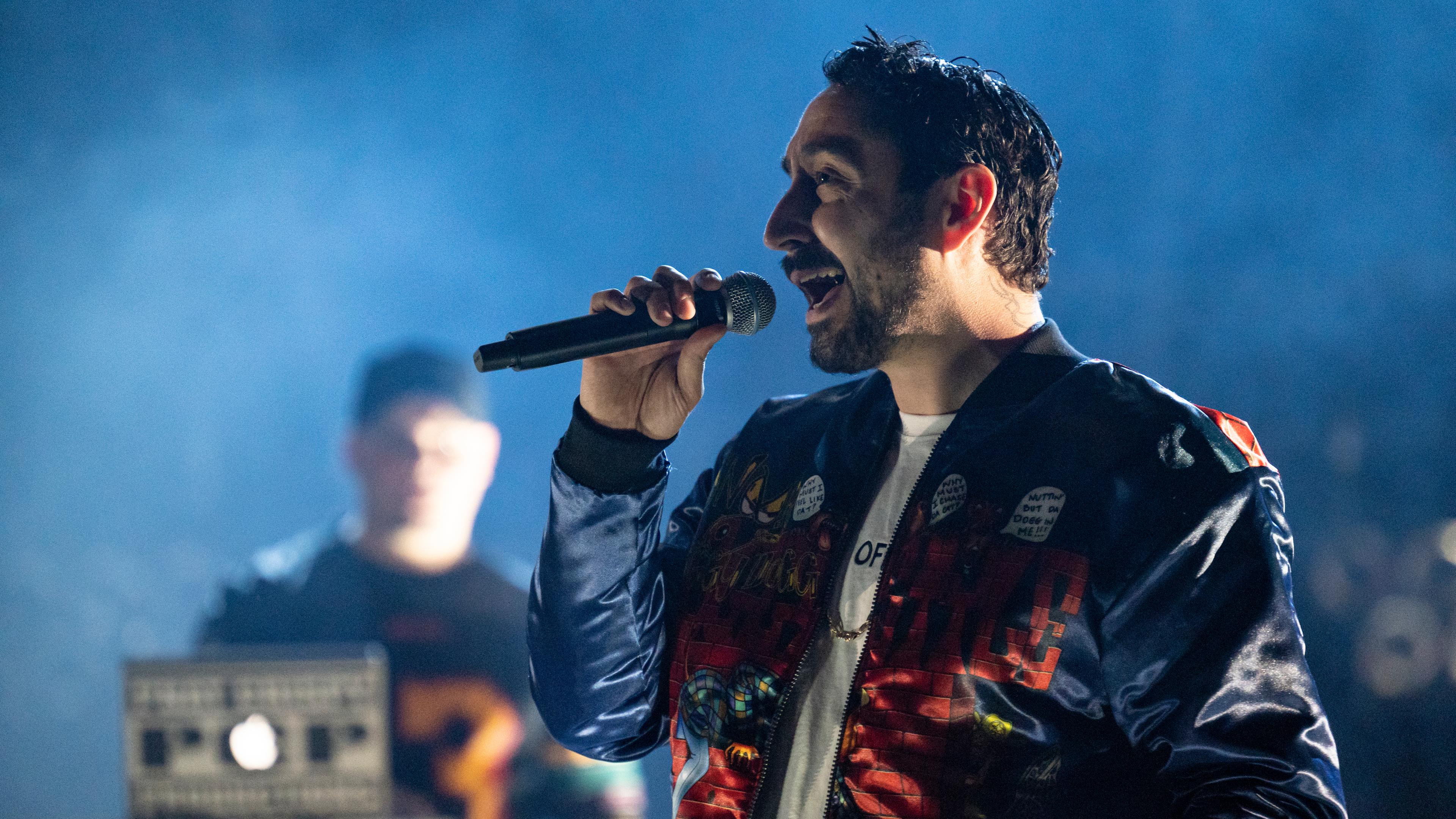 Eko Fresh auf der Kampnagel-Bühne in Hamburg