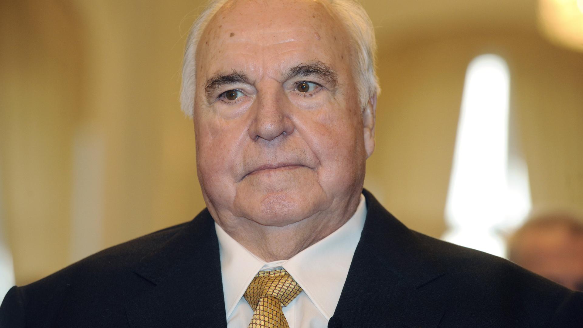Portrait Helmut Kohl