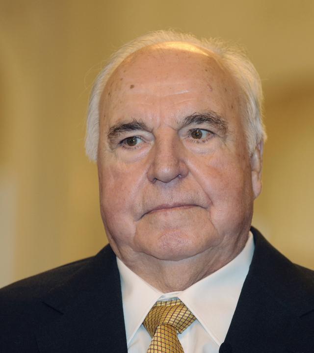 Portrait Helmut Kohl