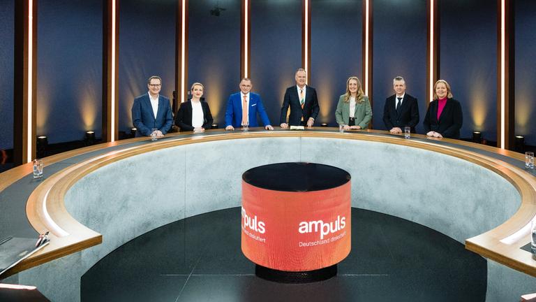 Martin Huber, Ines Schwerdtner, Tino Chrupalla, Christian Sievers, Katharina Dröge, Thorsten Frei, Bärbel Bas im Studio
