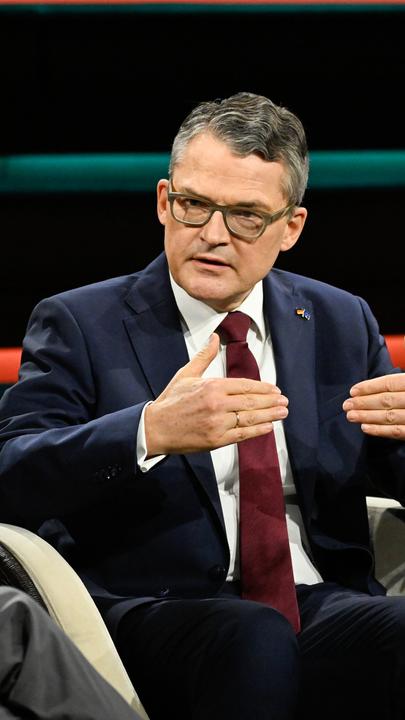 CDU-Politiker Roderich Kiesewetter zu Gast in der Sendung von Markus Lanz.