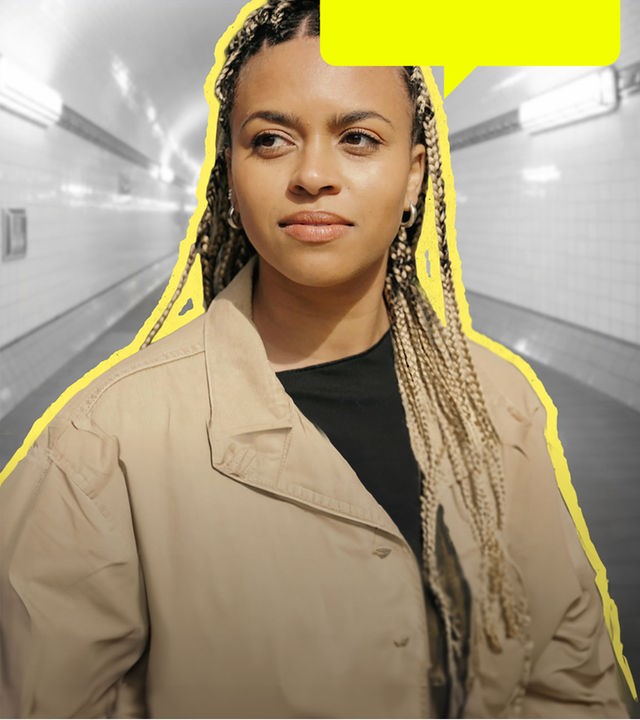 Montage: Porträt von Aminata Belli, im Hintergrund ein Foto eines gekachelten Ganges.