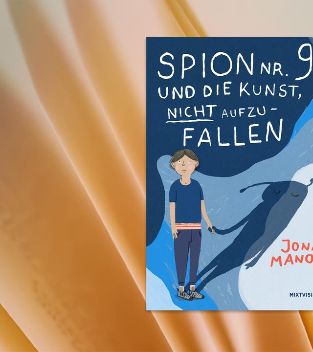 Auf dem Cover des Kinderbuches sieht man die Illustration eines Jungen, der einen Schatten an der Hand hält, der wie ein Außerirdischer aussieht.