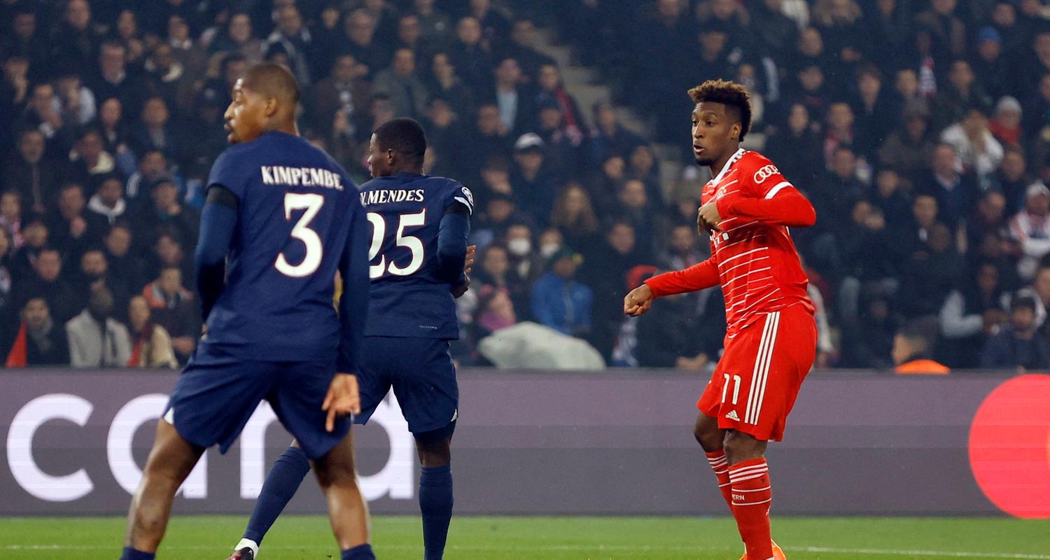 Bayern Münchens Kingsley Coman trifft in Paris zum 1:0 im Champions-League-Achtelfinalhinspiel